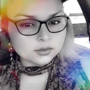 Meet your Posher, Clara